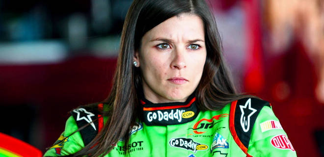 111712-NASCAR-Danica-Patrick-PI_20121117204115753_660_320