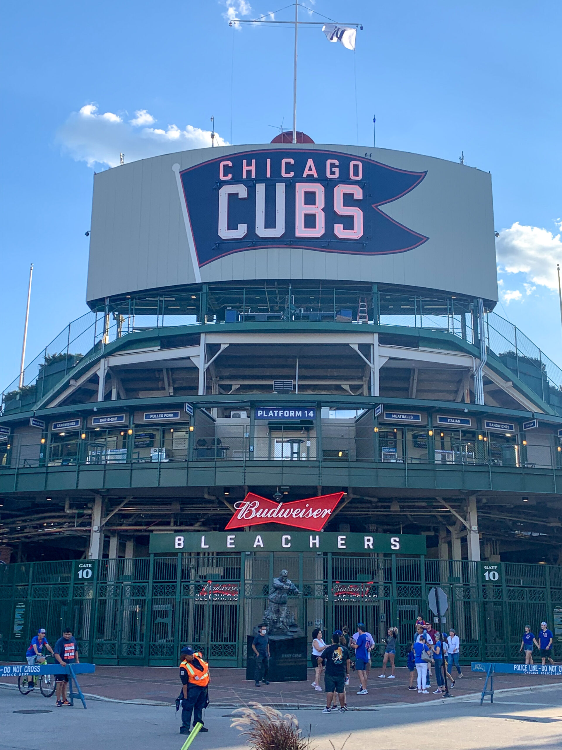Wrigley Rooftops (@wrigleyrooftops) • Instagram photos and videos